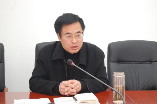 高梓昌副局长在会议上讲话